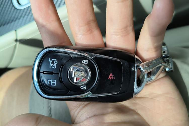 Used Buick Regal 2020 552T Elite Edition Vehicle Key
