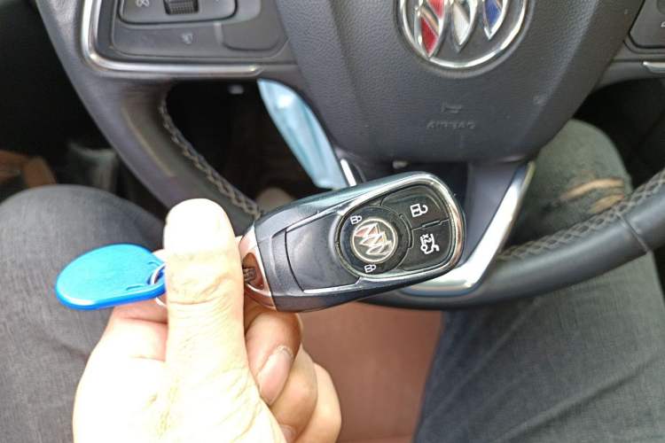 Used Buick Regal 2020 552T Luxury Version Vehicle Key
