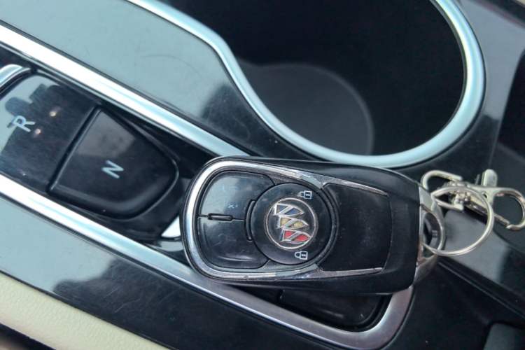 Used Buick Regal 2020 552T Elite Edition Vehicle Key