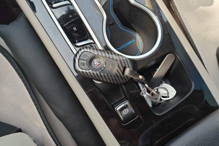 Used Buick Regal 2020 552T Elite Edition Vehicle Key