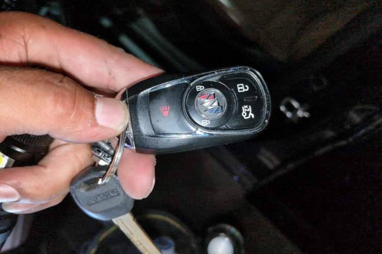 Used Buick Regal 2020 552T Luxury Version Vehicle Key