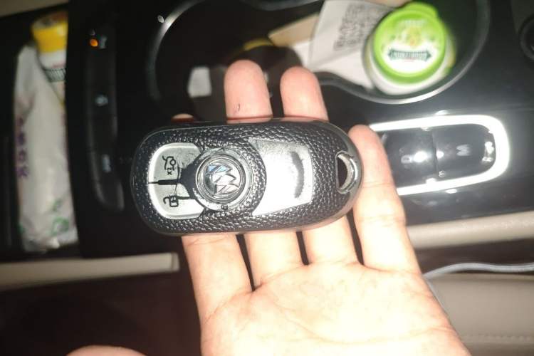 Used Buick Regal 2020 552T Elite Edition Vehicle Key