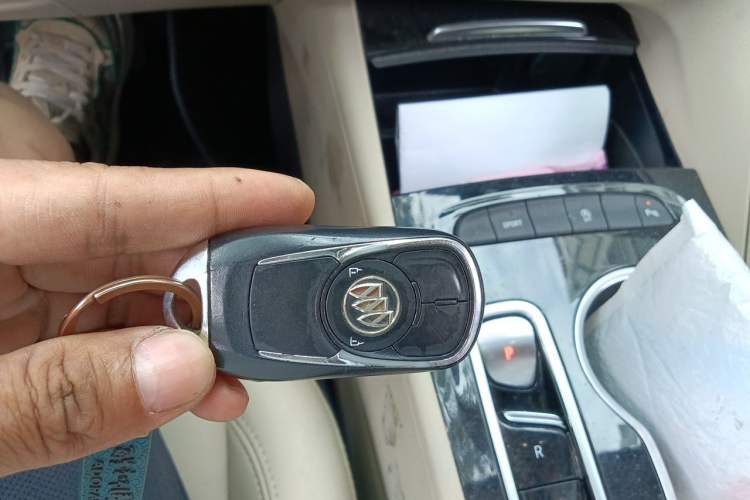 Used Buick Regal 2020 552T Elite Edition Vehicle Key