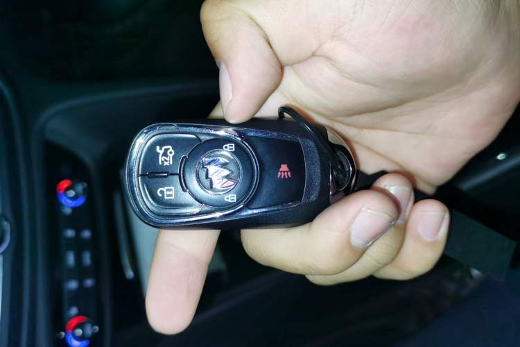Used Buick Regal 2020 552T Luxury Version Vehicle Key