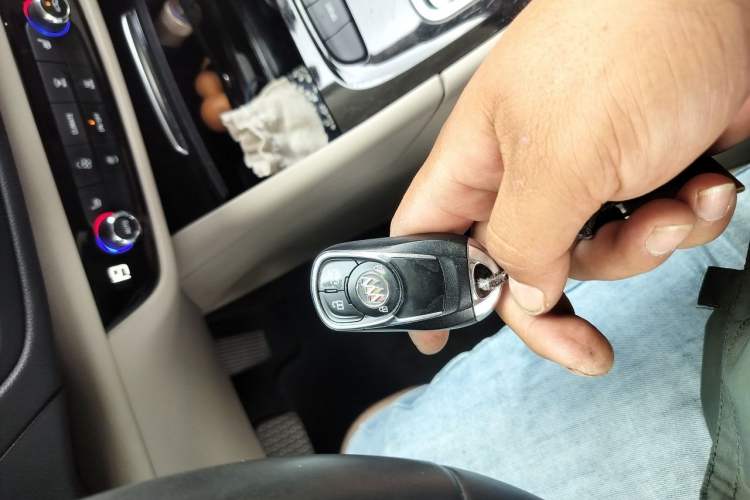 Used Buick Regal 2020 552T Elite Edition Vehicle Key