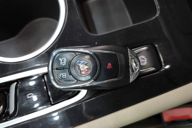 Used Buick Regal 2020 552T Elite Edition Vehicle Key