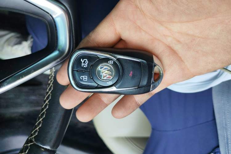 Used Buick Regal 2020 552T Elite Edition Vehicle Key