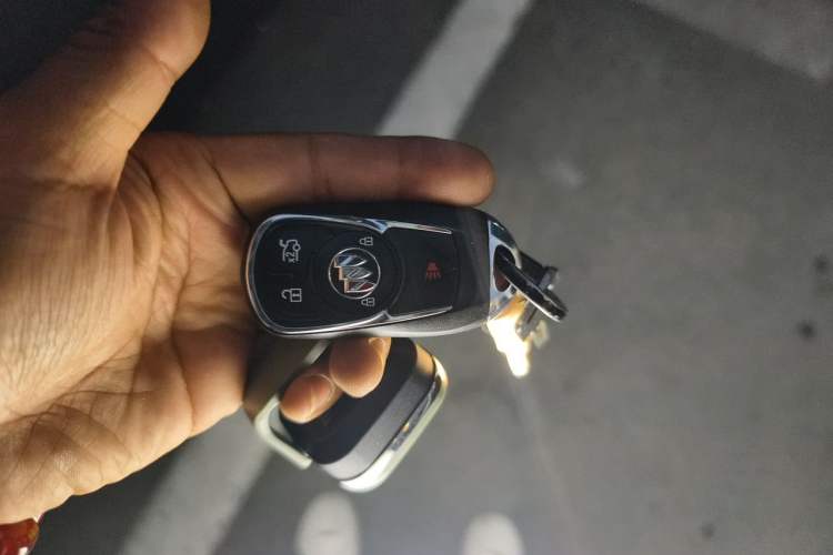 Used Buick Regal 2020 552T Elite Edition Vehicle Key