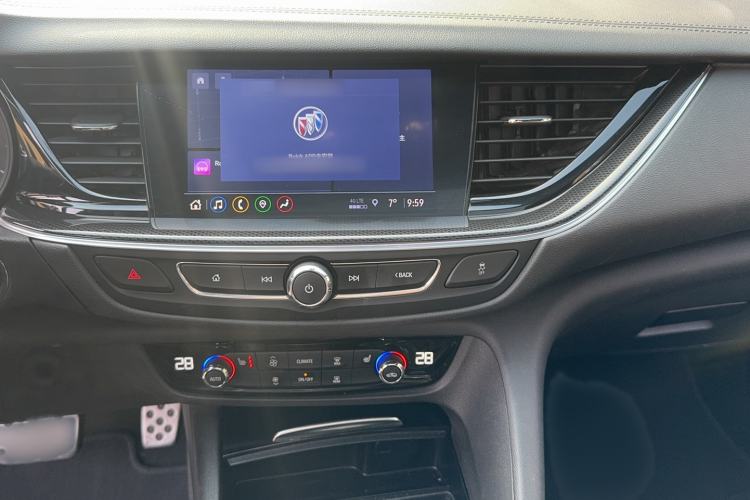 Used Buick Regal 2020 GS 28T Elite Model Audio And AC Panel