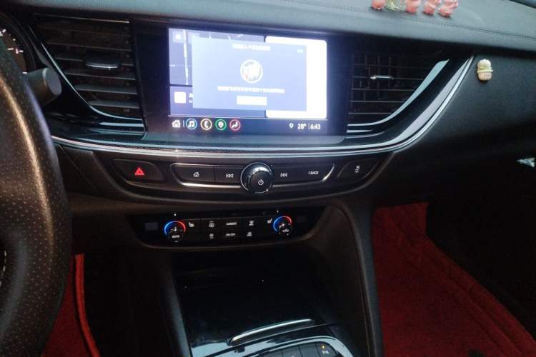 Used Buick Regal 2020 GS 28T Elite Model Audio And AC Panel
