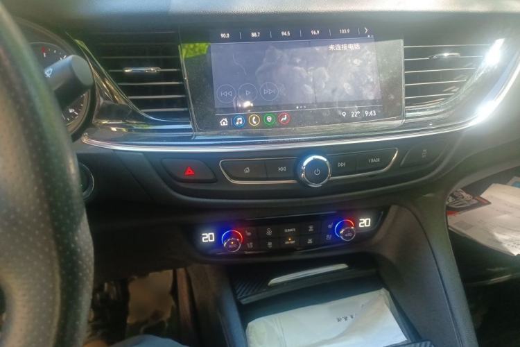 Used Buick Regal 2020 GS 28T Prestige Model Audio And AC Panel