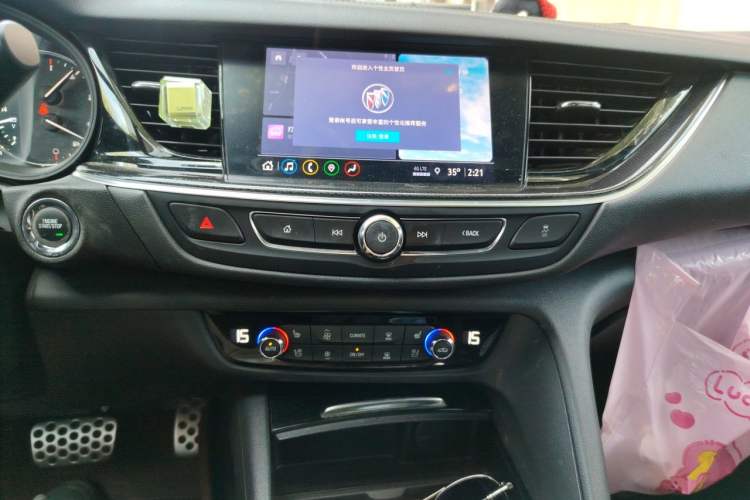 Used Buick Regal 2020 GS 28T Prestige Model Audio And AC Panel