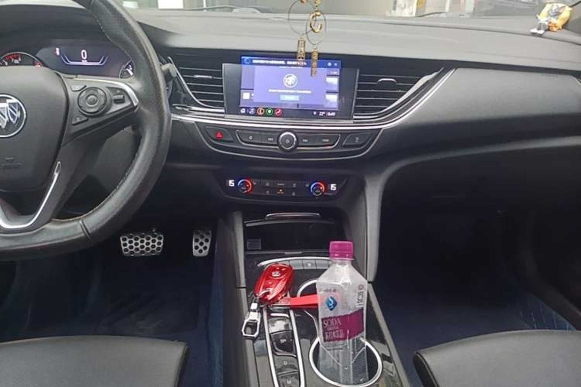 Used Buick Regal 2020 GS 28T Elite Model Audio And AC Panel