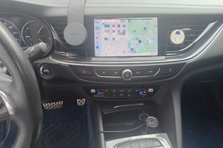 Used Buick Regal 2020 GS 28T Elite Model Audio And AC Panel