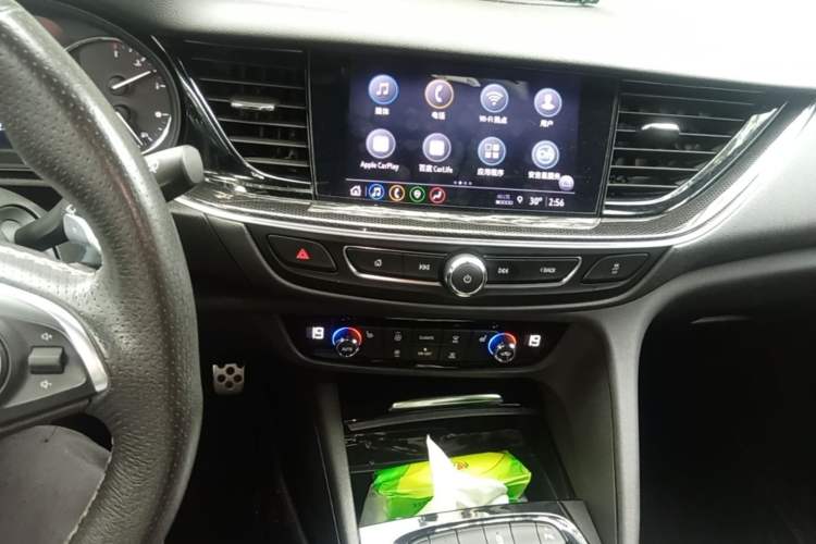 Used Buick Regal 2020 GS 28T Elite Model Audio And AC Panel