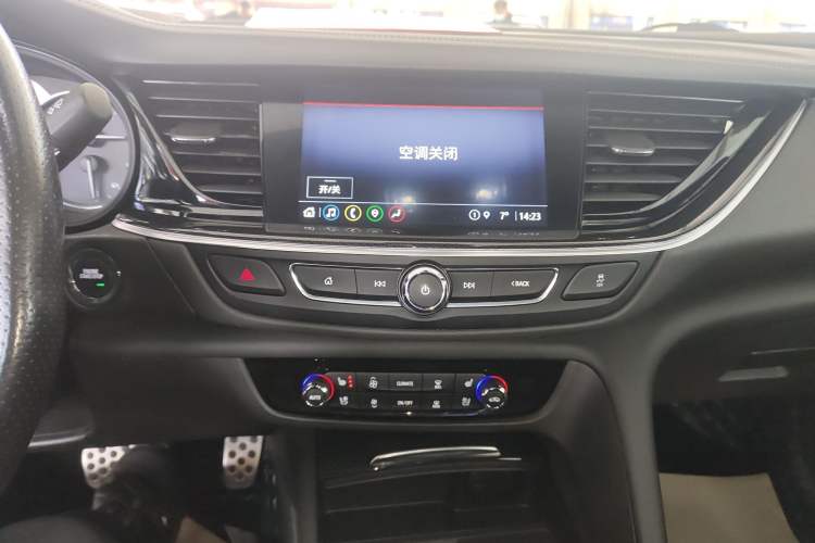 Used Buick Regal 2020 GS 28T Prestige Model Audio And AC Panel