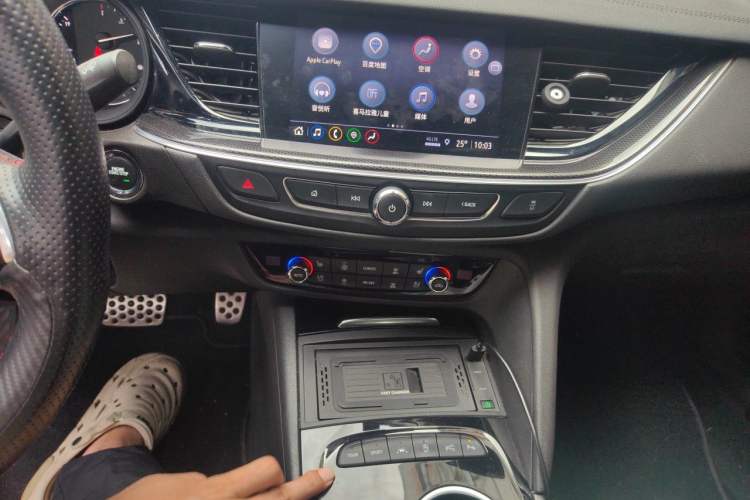 Used Buick Regal 2020 GS 28T Prestige Model Audio And AC Panel