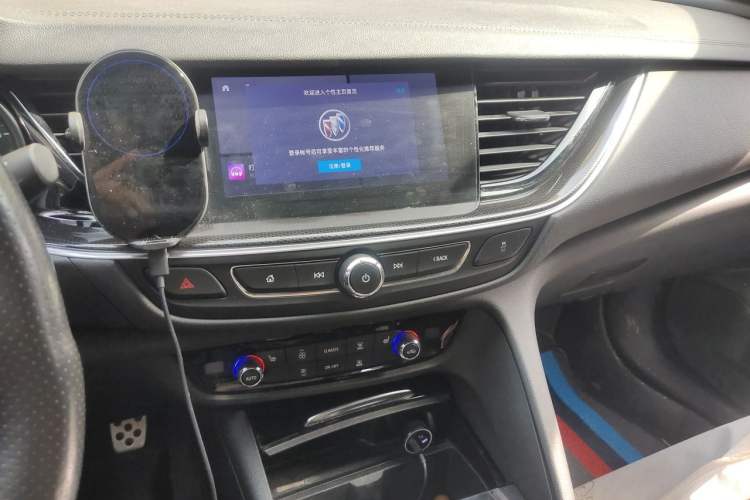 Used Buick Regal 2020 GS 28T Elite Model Audio And AC Panel