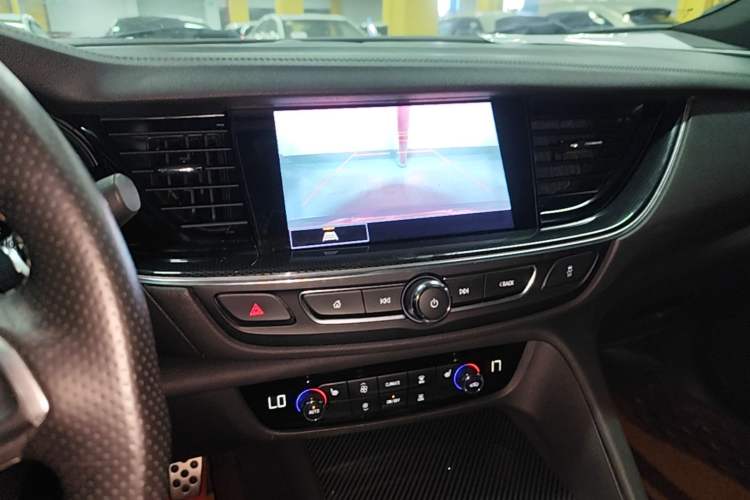 Used Buick Regal 2020 GS 28T Elite Model Audio And AC Panel