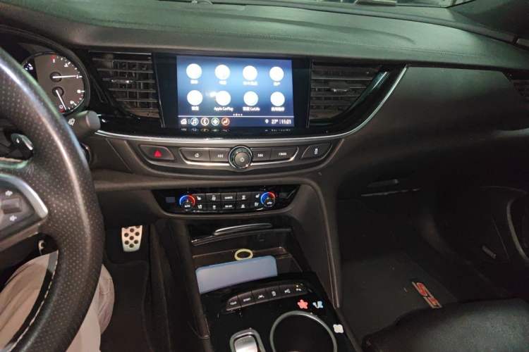 Used Buick Regal 2020 GS 28T Prestige Model Audio And AC Panel