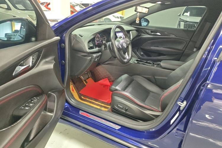 Used Buick Regal 2020 GS 28T Elite Model Driver Seat