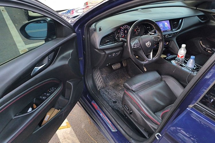 Used Buick Regal 2020 GS 28T Elite Model Driver Seat