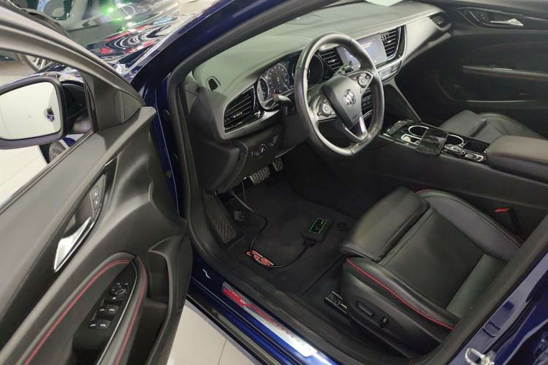 Used Buick Regal 2020 GS 28T Elite Model Driver Seat