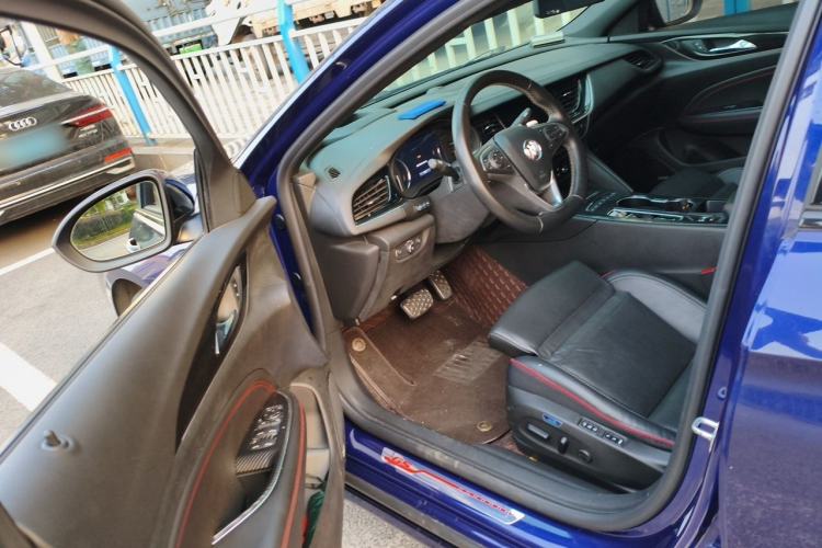 Used Buick Regal 2020 GS 28T Prestige Model Driver Seat