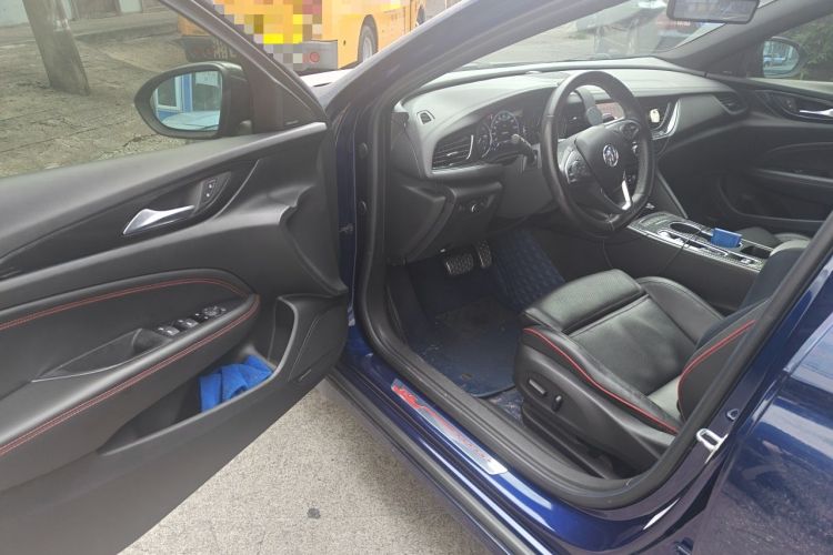 Used Buick Regal 2020 GS 28T Elite Model Driver Seat