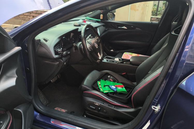 Used Buick Regal 2020 GS 28T Prestige Model Driver Seat