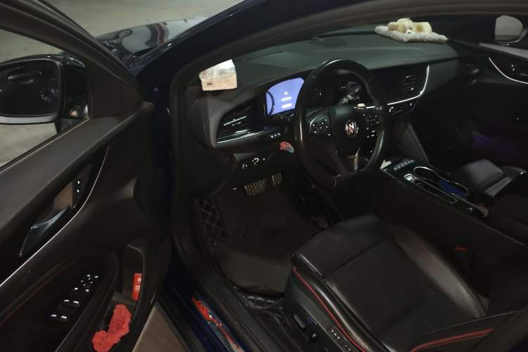 Used Buick Regal 2020 GS 28T Prestige Model Driver Seat