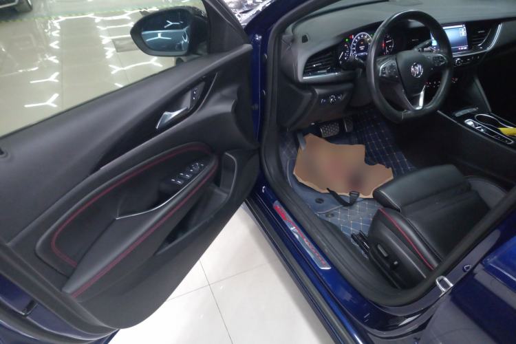 Used Buick Regal 2020 GS 28T Elite Model Driver Seat