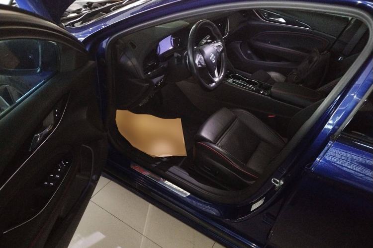 Used Buick Regal 2020 GS 28T Elite Model Driver Seat