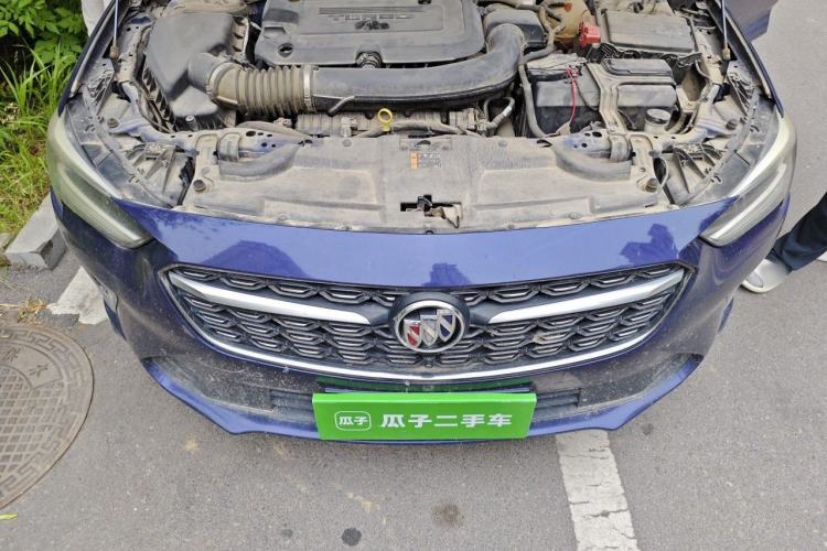Used Buick Regal 2020 GS 28T Elite Model Engine Bay