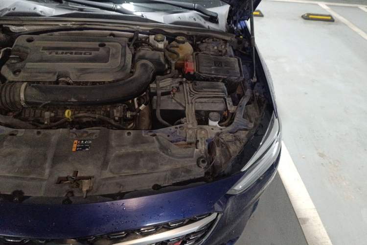 Used Buick Regal 2020 GS 28T Elite Model Engine Bay Left