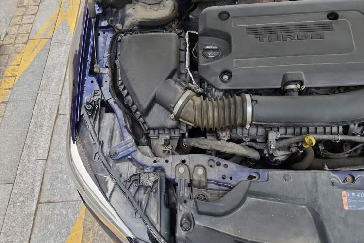Used Buick Regal 2020 GS 28T Elite Model Engine Bay Right