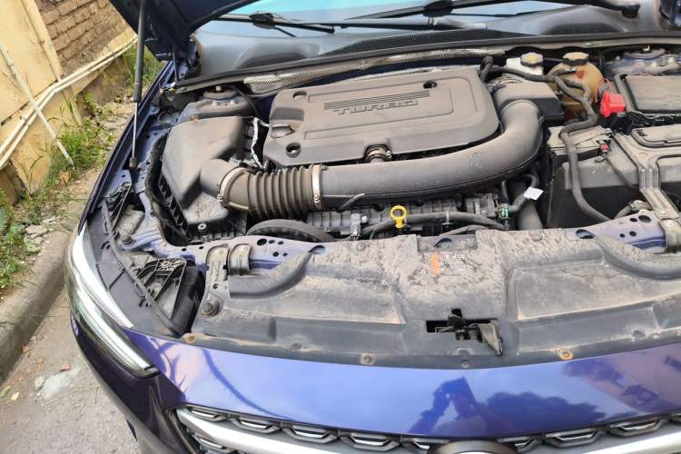 Used Buick Regal 2020 GS 28T Prestige Model Engine Bay Right