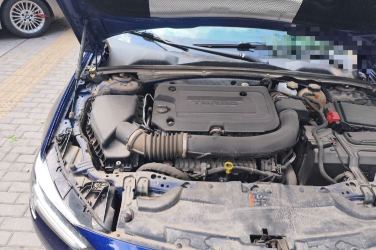 Used Buick Regal 2020 GS 28T Prestige Model Engine Bay Right