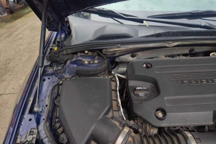 Used Buick Regal 2020 GS 28T Prestige Model Engine Bay Right