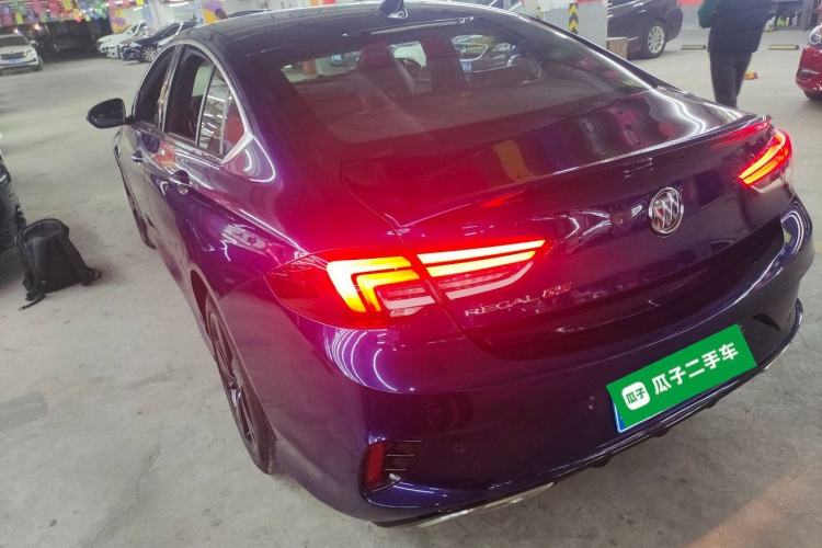Used Buick Regal 2020 GS 28T Prestige Model Exterior 2