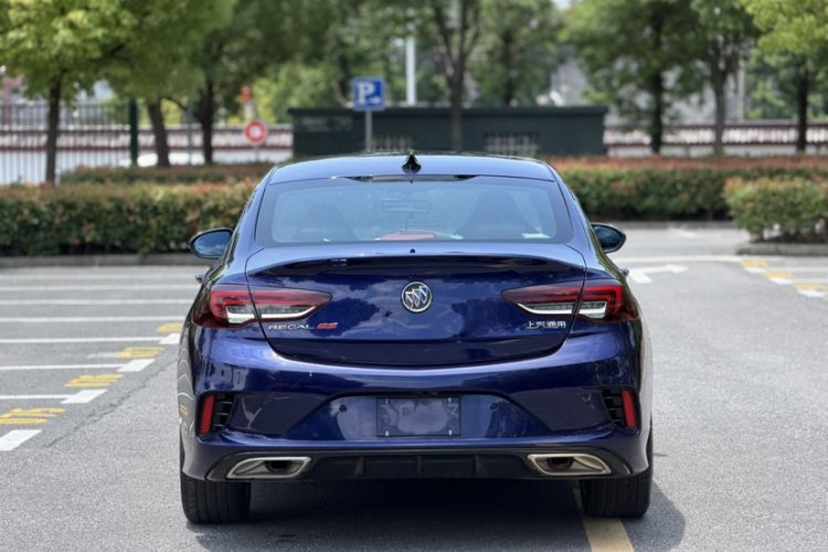 Used Buick Regal 2020 GS 28T Elite Model Exterior 9