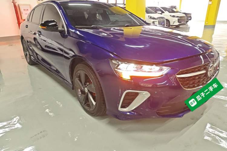 Used Buick Regal 2020 GS 28T Elite Model Front Right 45 Deg