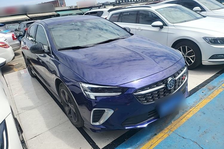 Used Buick Regal 2020 GS 28T Elite Model Front Right 45 Deg