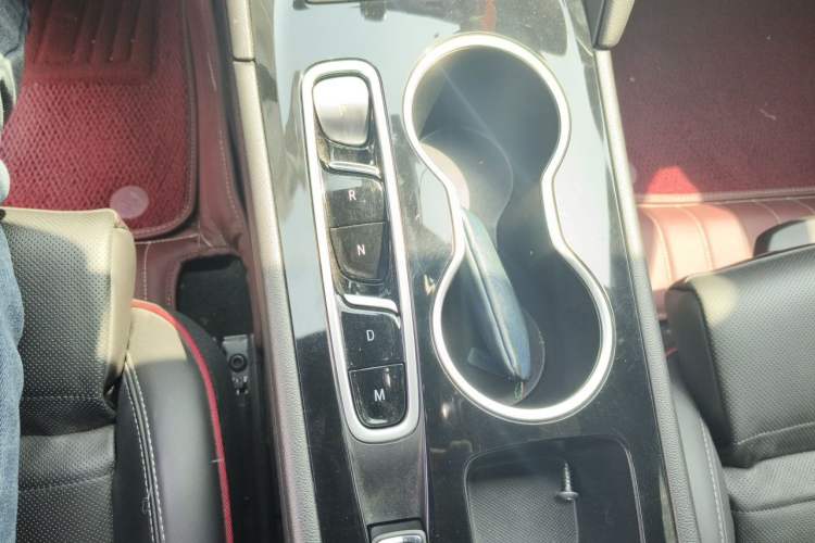 Used Buick Regal 2020 GS 28T Prestige Model Gear Lever