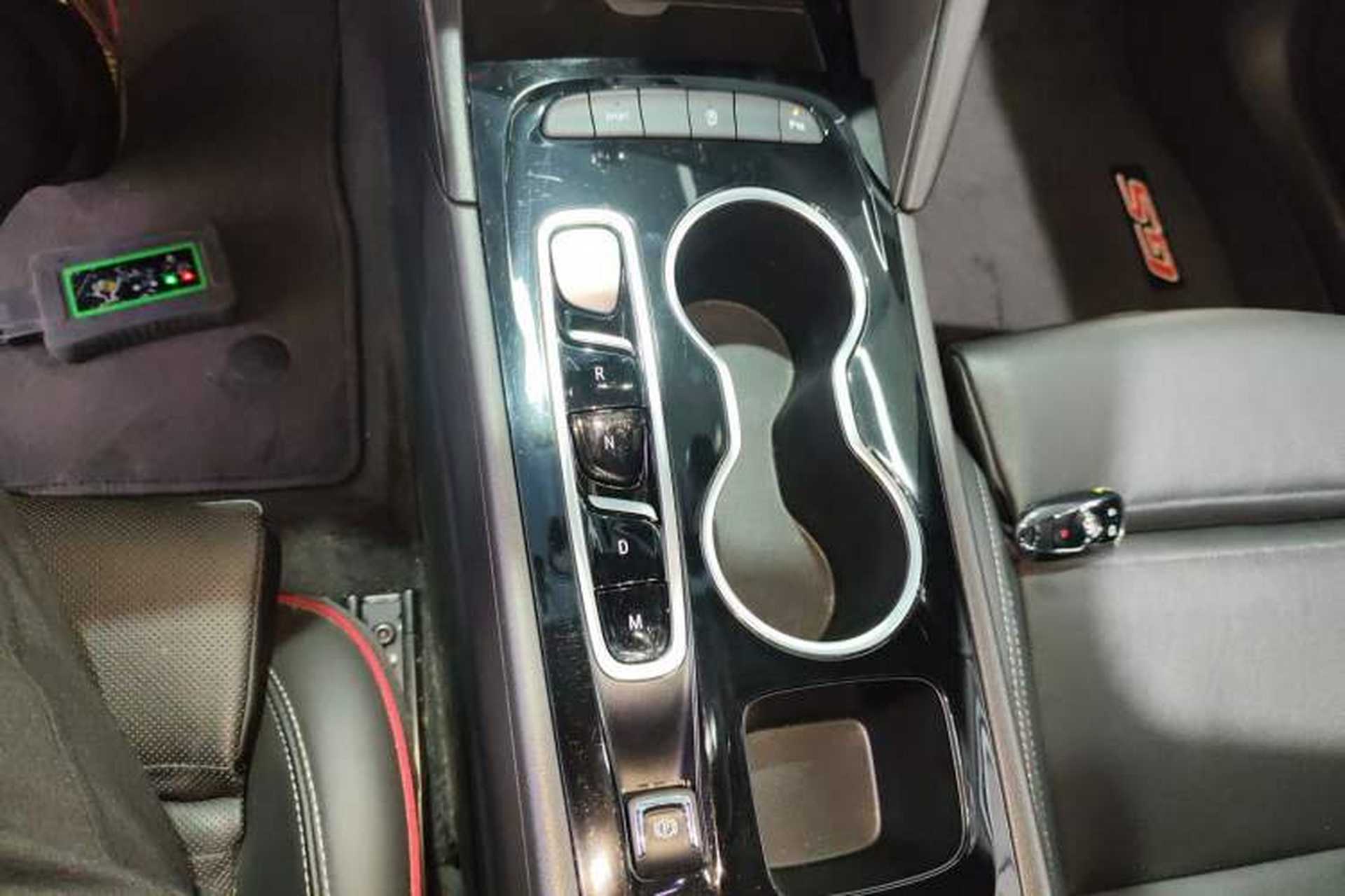 Used Buick Regal 2020 GS 28T Elite Model Gear Lever
