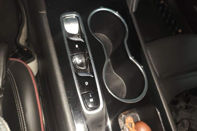 Used Buick Regal 2020 GS 28T Prestige Model Gear Lever