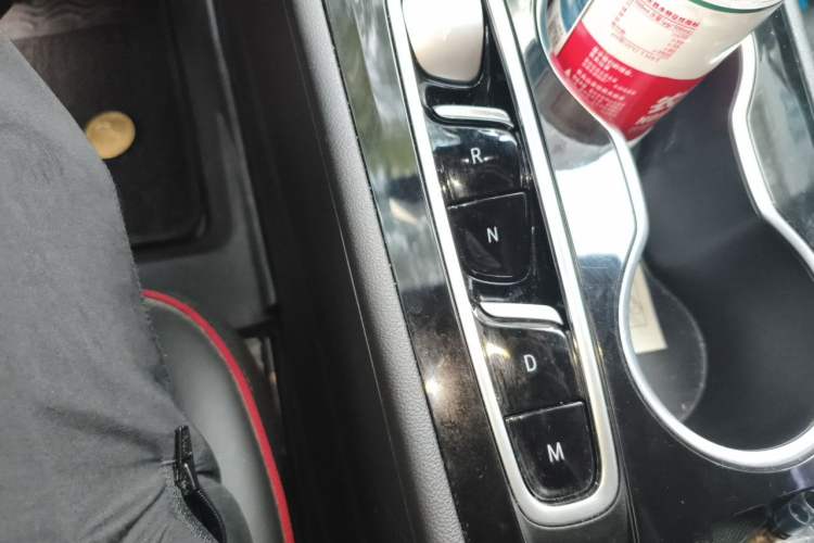 Used Buick Regal 2020 GS 28T Prestige Model Gear Lever