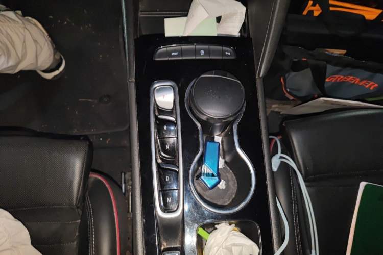 Used Buick Regal 2020 GS 28T Elite Model Gear Lever