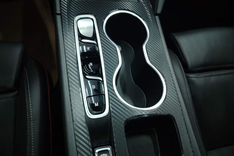 Used Buick Regal 2020 GS 28T Elite Model Gear Lever