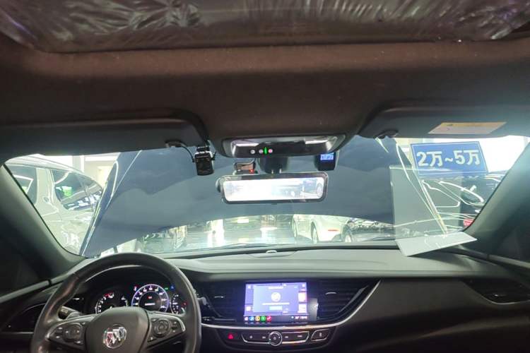 Used Buick Regal 2020 GS 28T Elite Model Headliner